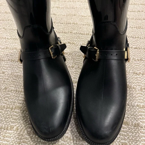 Jimmy Choo Black Rubber Cheshire Equestrian Style Tall Rainboots | Size 37 - Picture 7 of 8